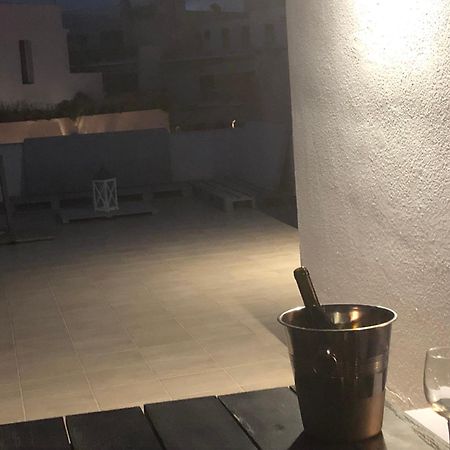 Cozy Loft With Jazz Notes In Kolonaki Atenas Exterior foto