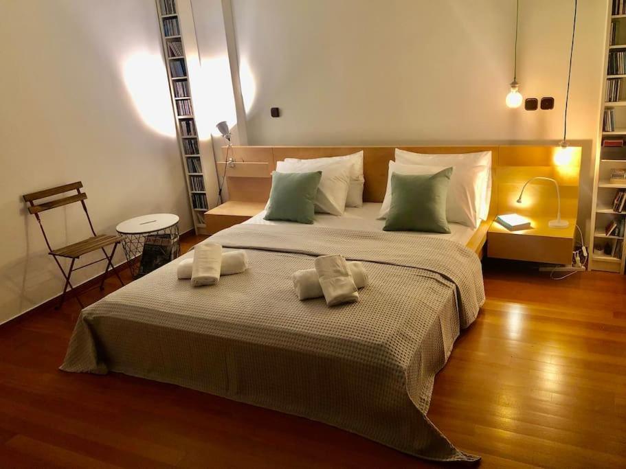 Cozy Loft With Jazz Notes In Kolonaki Atenas Exterior foto